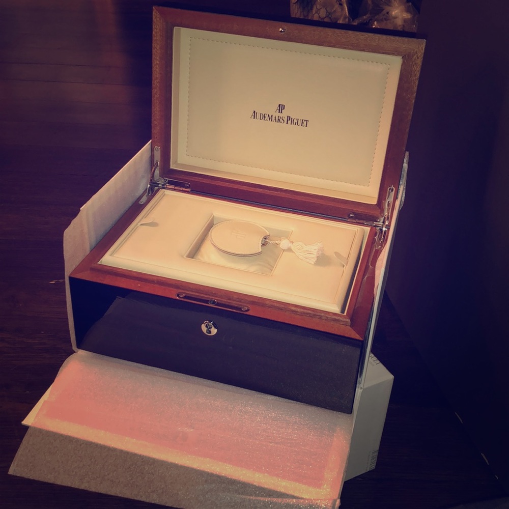 Watch/ jewel box audemars piguet